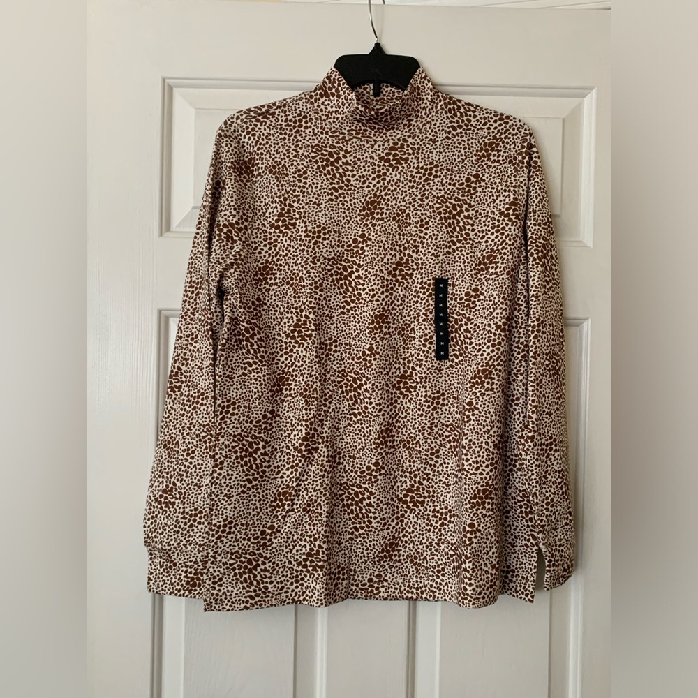 Lands End mock neck long sleeve cheetah print shirt NWT